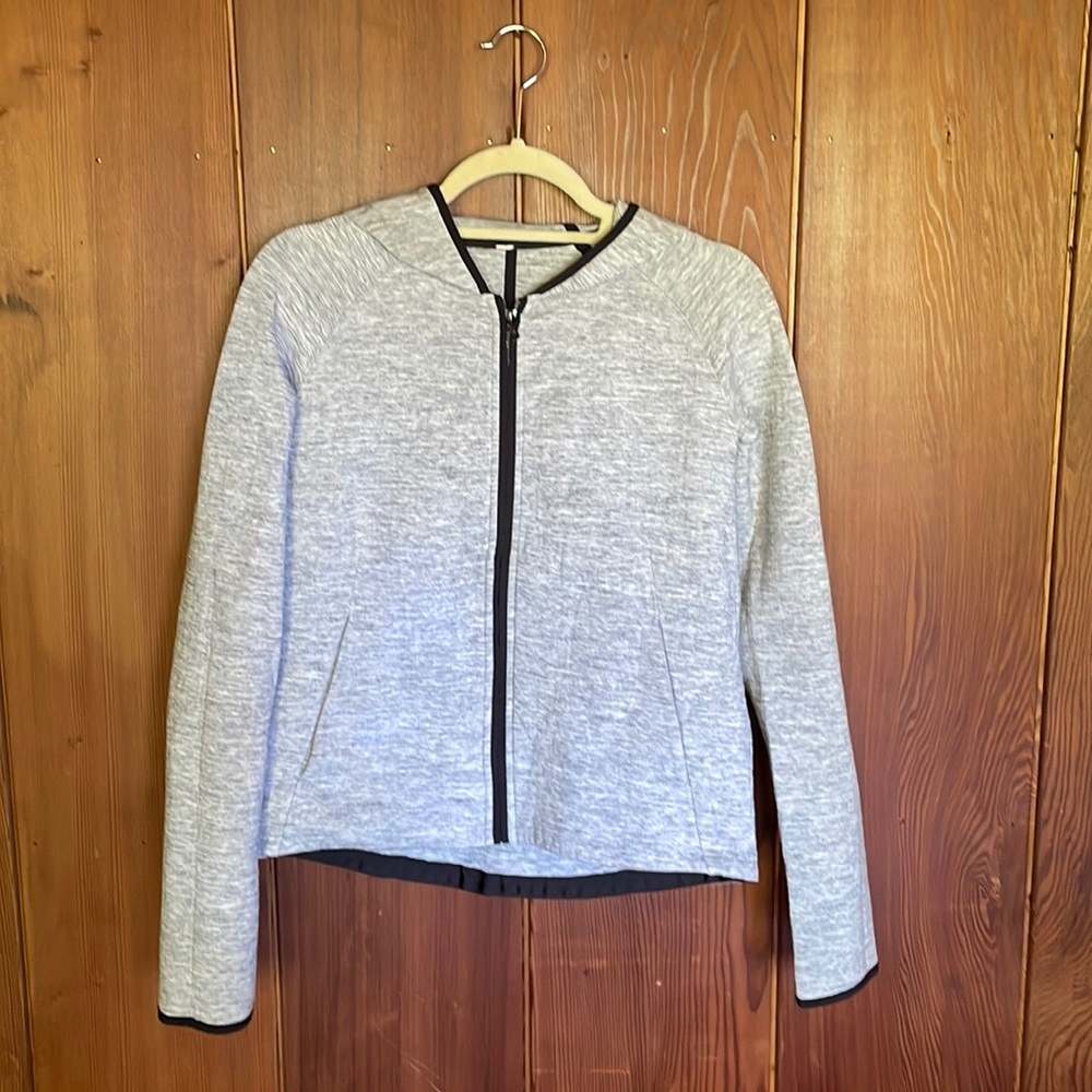 Grey lululemon scuba hoodie size 6